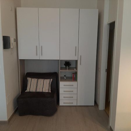 Appartamento Scilla Monolocale - Sulla Spiaggia Di Rimini Ngoại thất bức ảnh